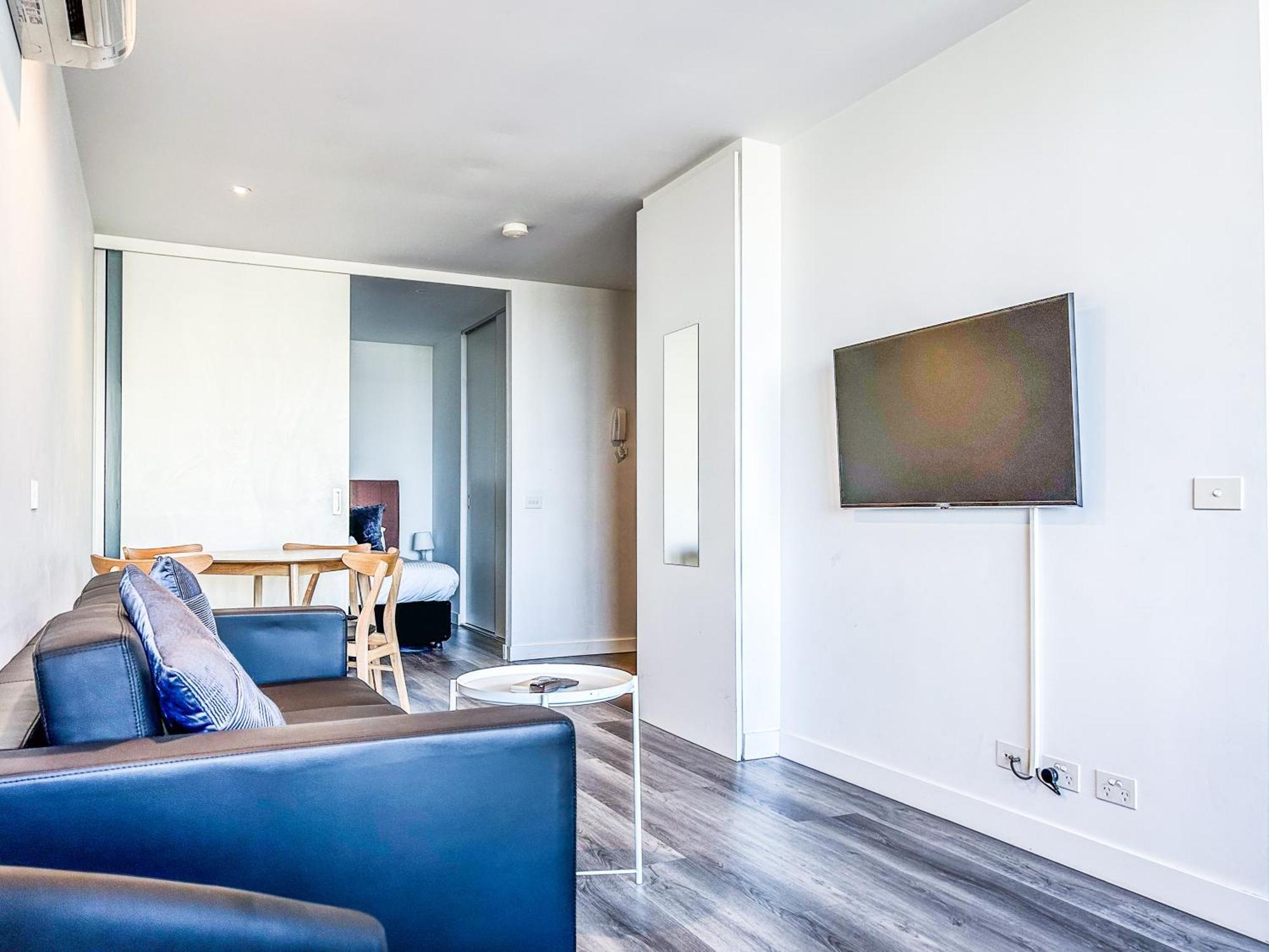 Aura2107, 2 Bedroom Apartment With Balcony, Stunning Yarra River And City Views 墨尔本 外观 照片